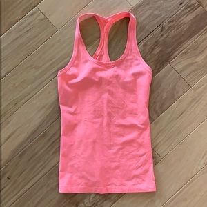 Lululemon tank top